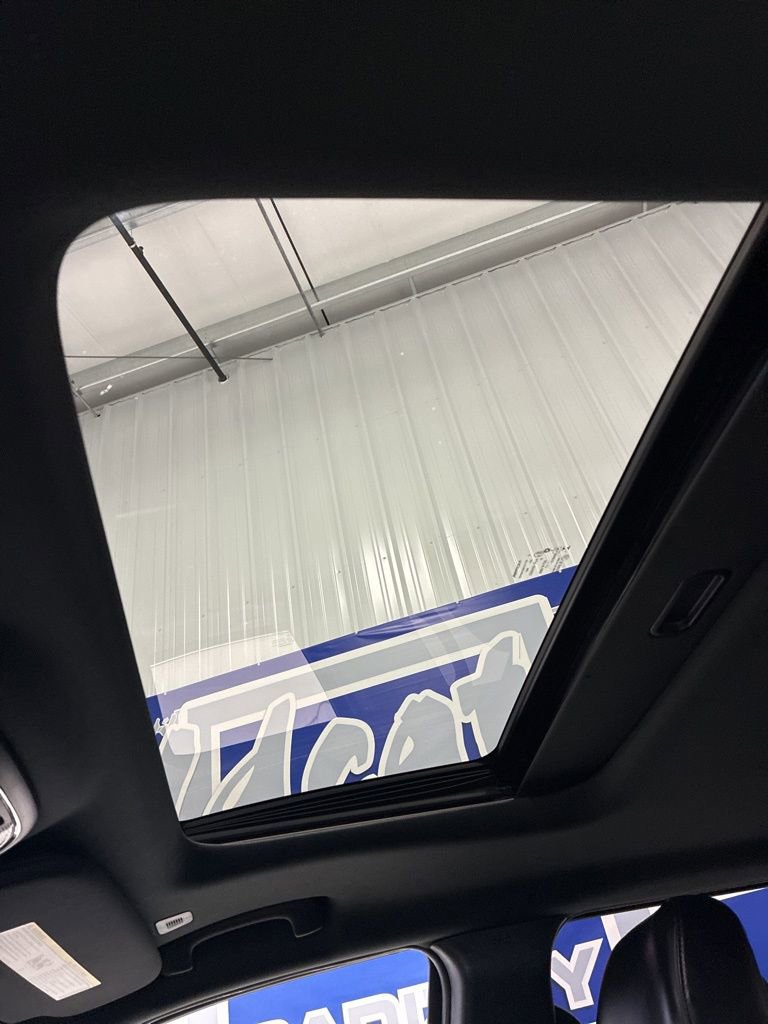 Used 2017 Jeep Grand Cherokee Limited image 34