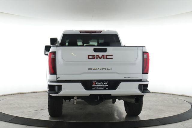 Used 2026 GMC Sierra 3500 Denali AWD/4WD image 11