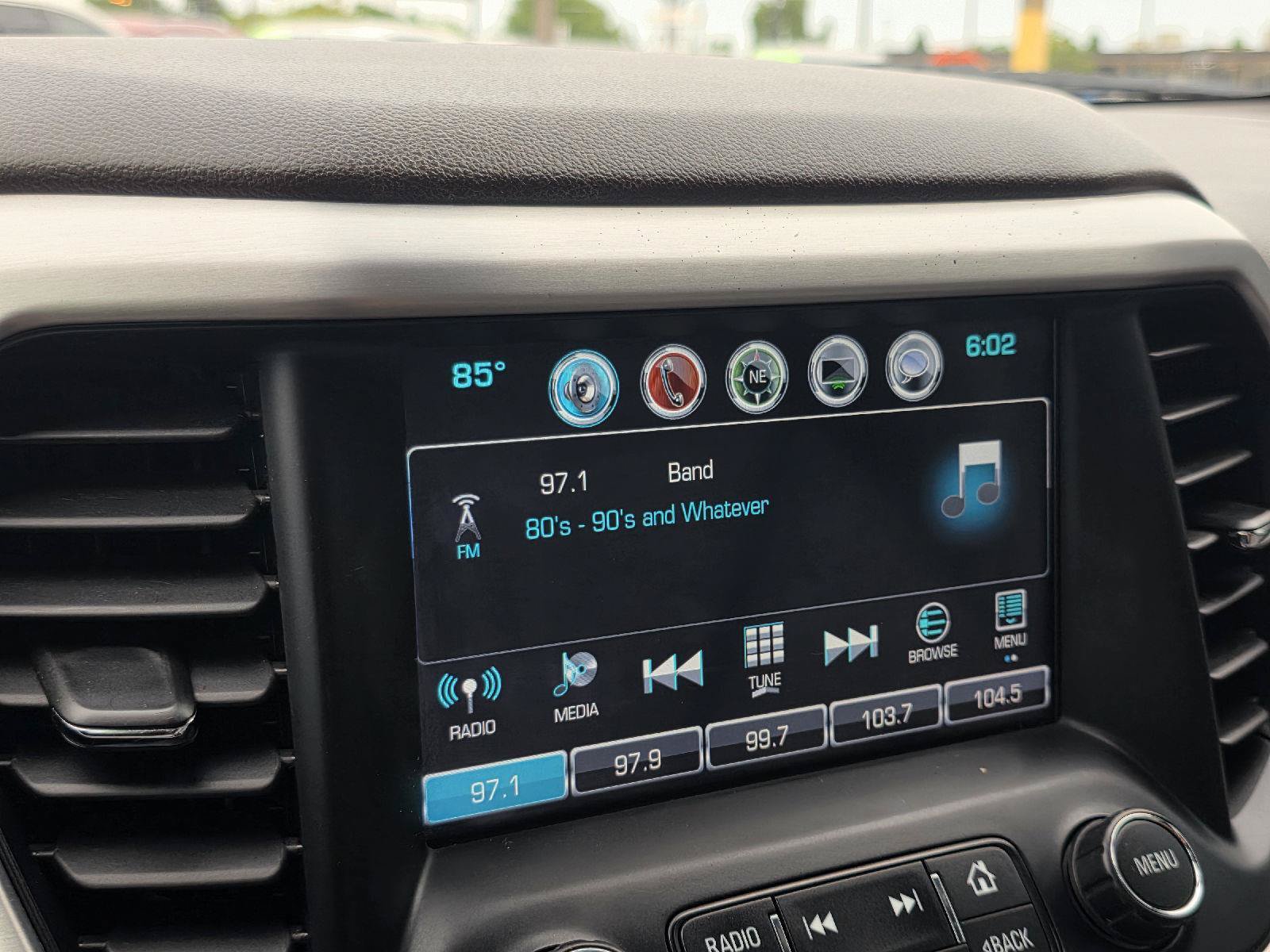 Used 2019 GMC Acadia SLT FWD image 23