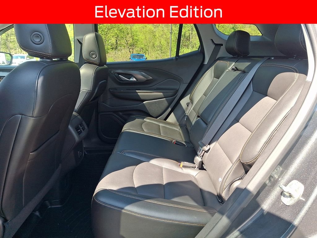 Used 2021 GMC Terrain SLT w/ Infotainment Package II AWD/4WD image 10
