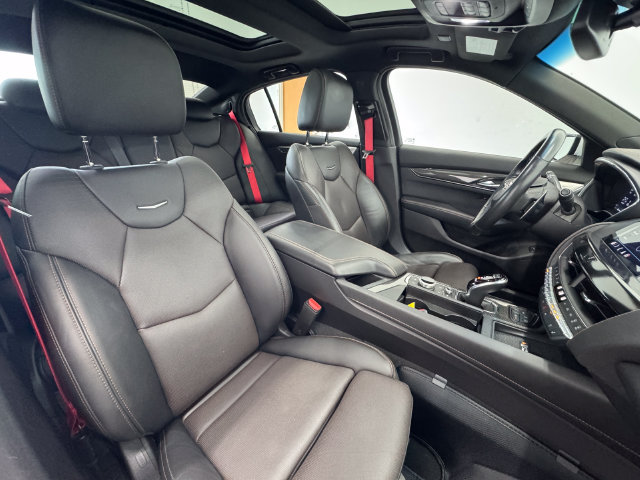Used 2023 Cadillac CT5 V w/ Premium Package RWD image 43
