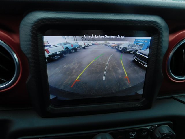 Used 2018 Jeep Wrangler Unlimited Rubicon w/ Dual Top Group image 29