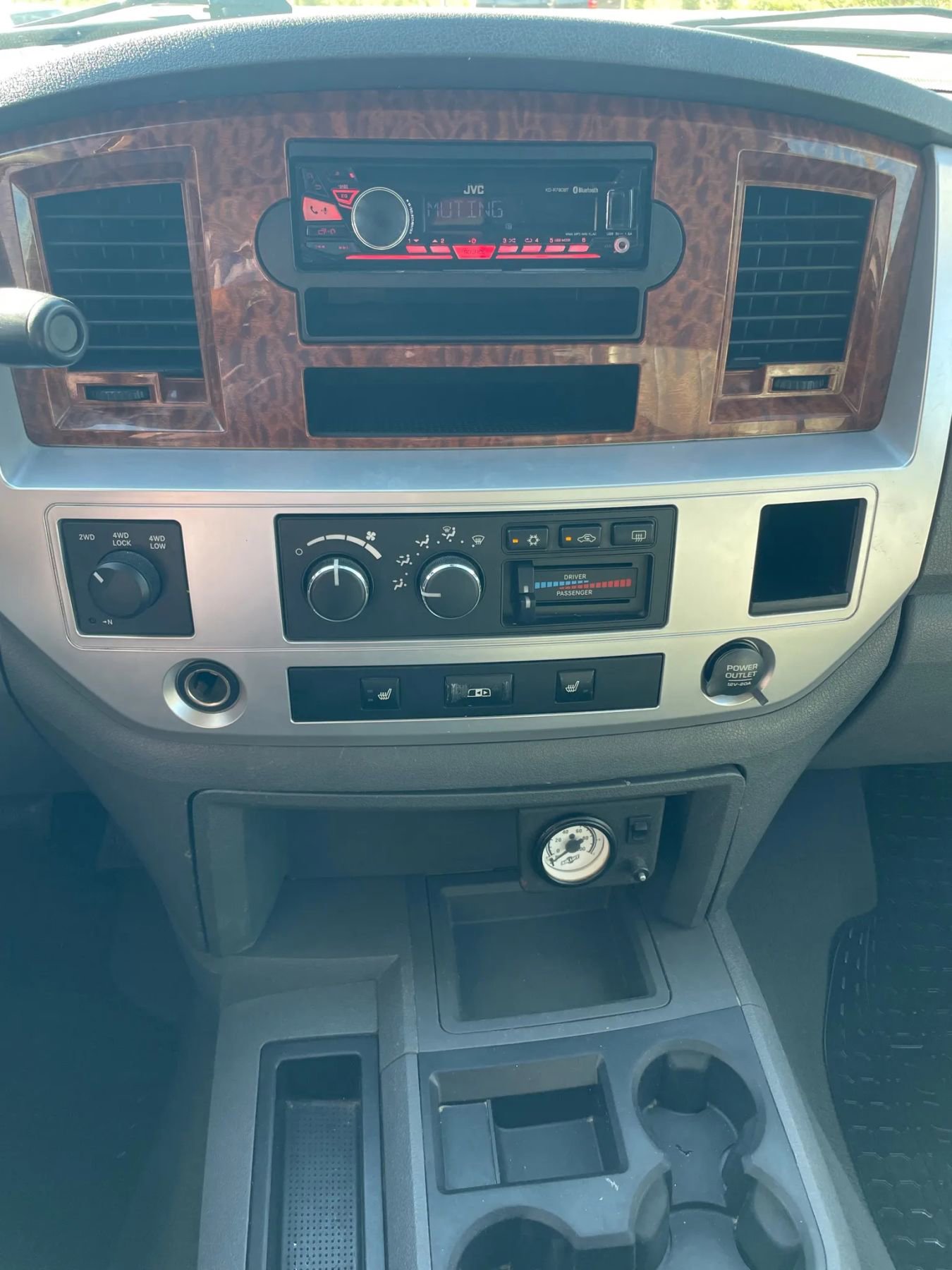 Used 2007 Dodge Ram 2500 Truck Laramie image 25