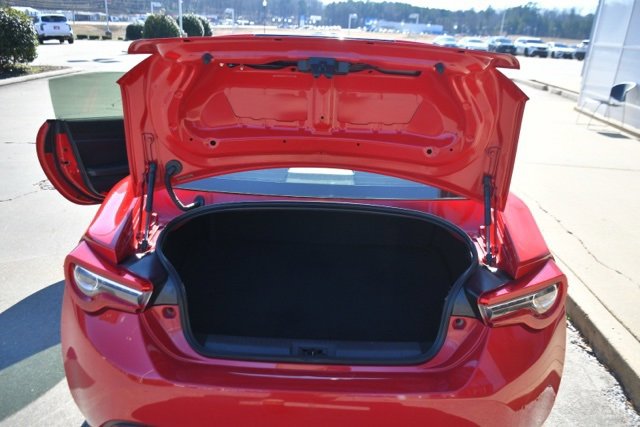 Used 2019 Toyota 86 image 8