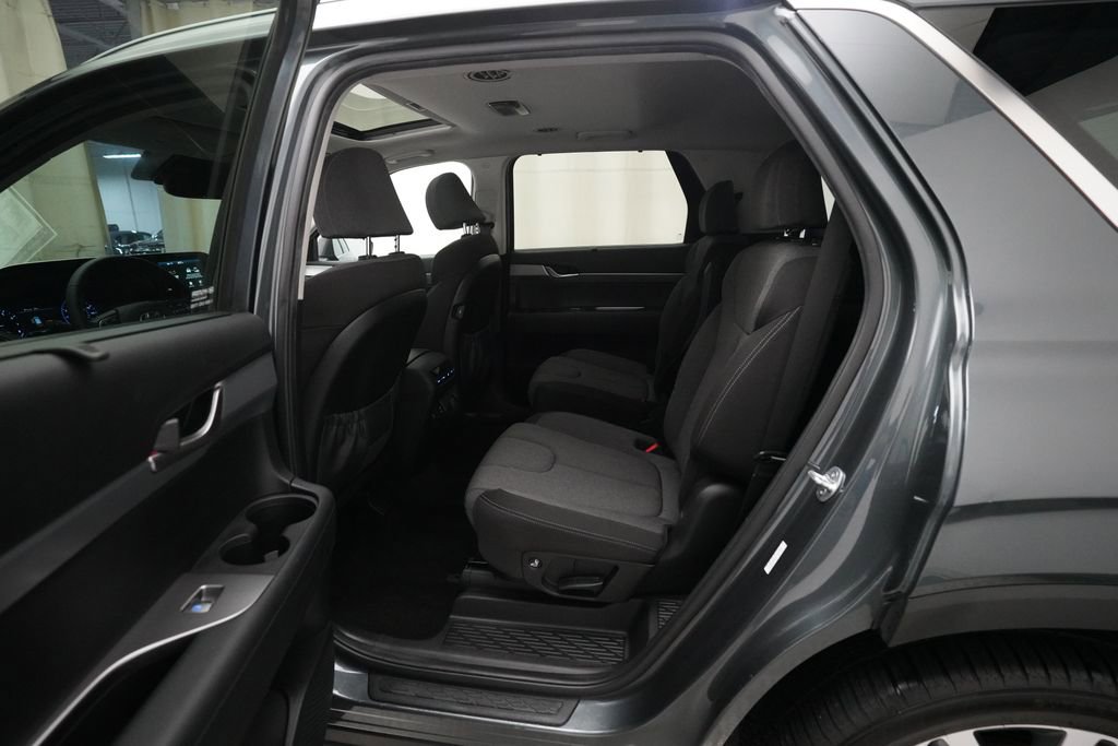 Used 2020 Hyundai Palisade SEL w/ Convenience Package AWD/4WD image 16