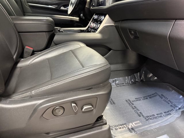 Used 2022 GMC Yukon Denali AWD/4WD image 20