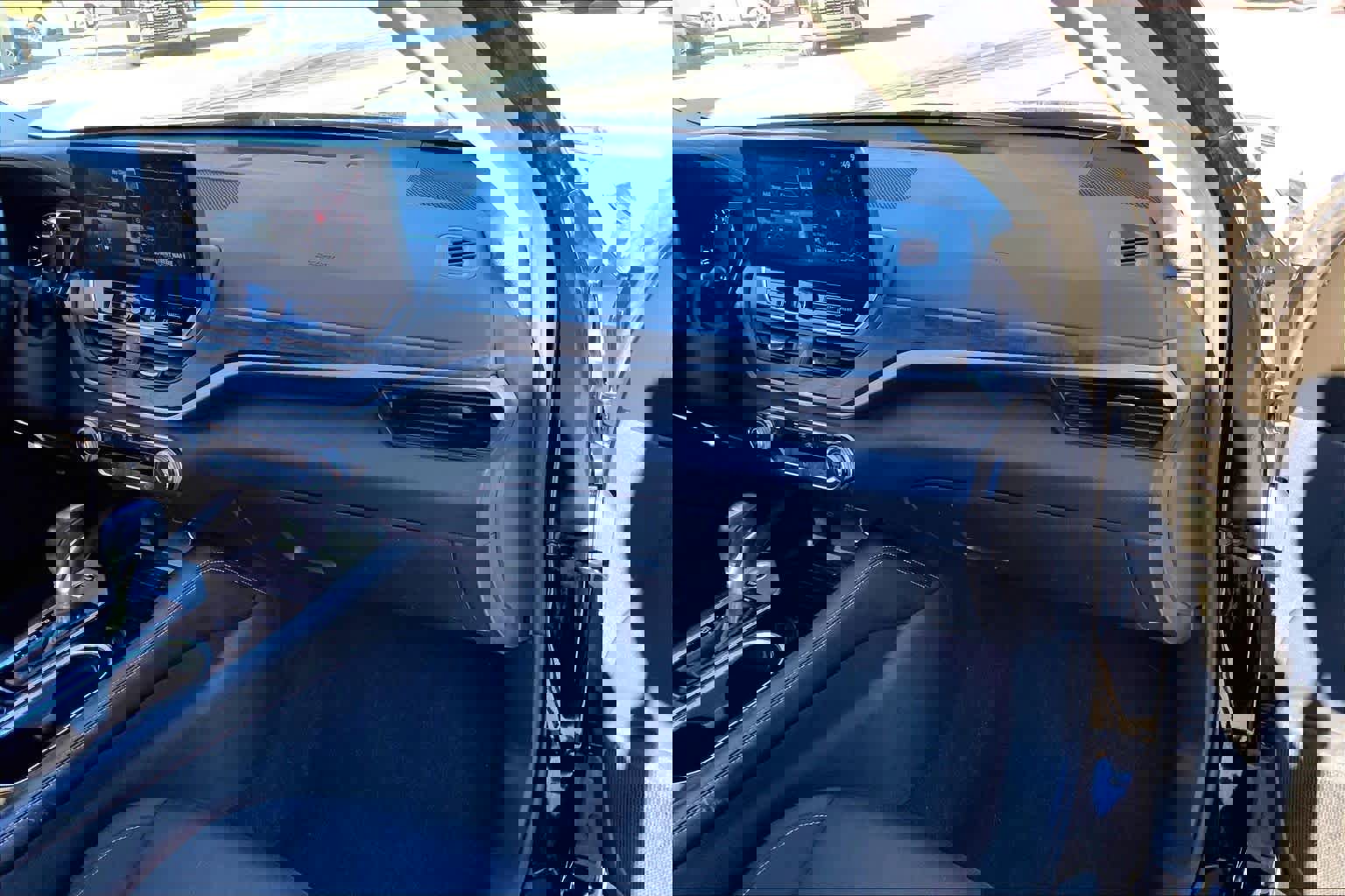 Used 2023 Nissan Altima 2.5 SV w/ SV Premium Package image 18