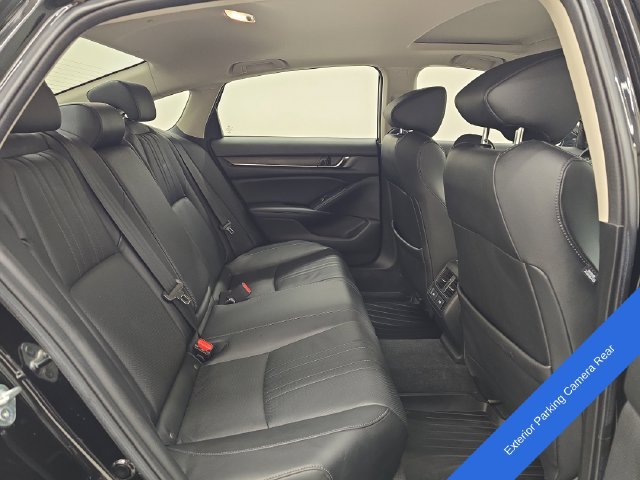Used 2022 Honda Accord Touring image 12