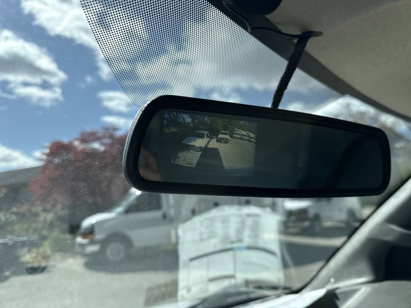 New 2025 GMC Savana 3500 w/ Power Convenience Package image 18