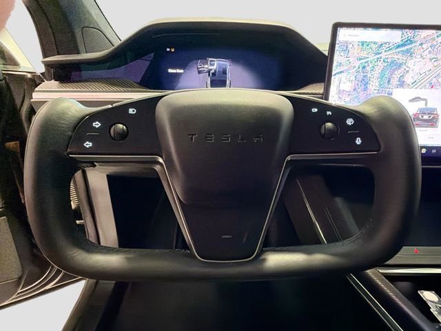 Used 2022 Tesla Model X Plaid image 10