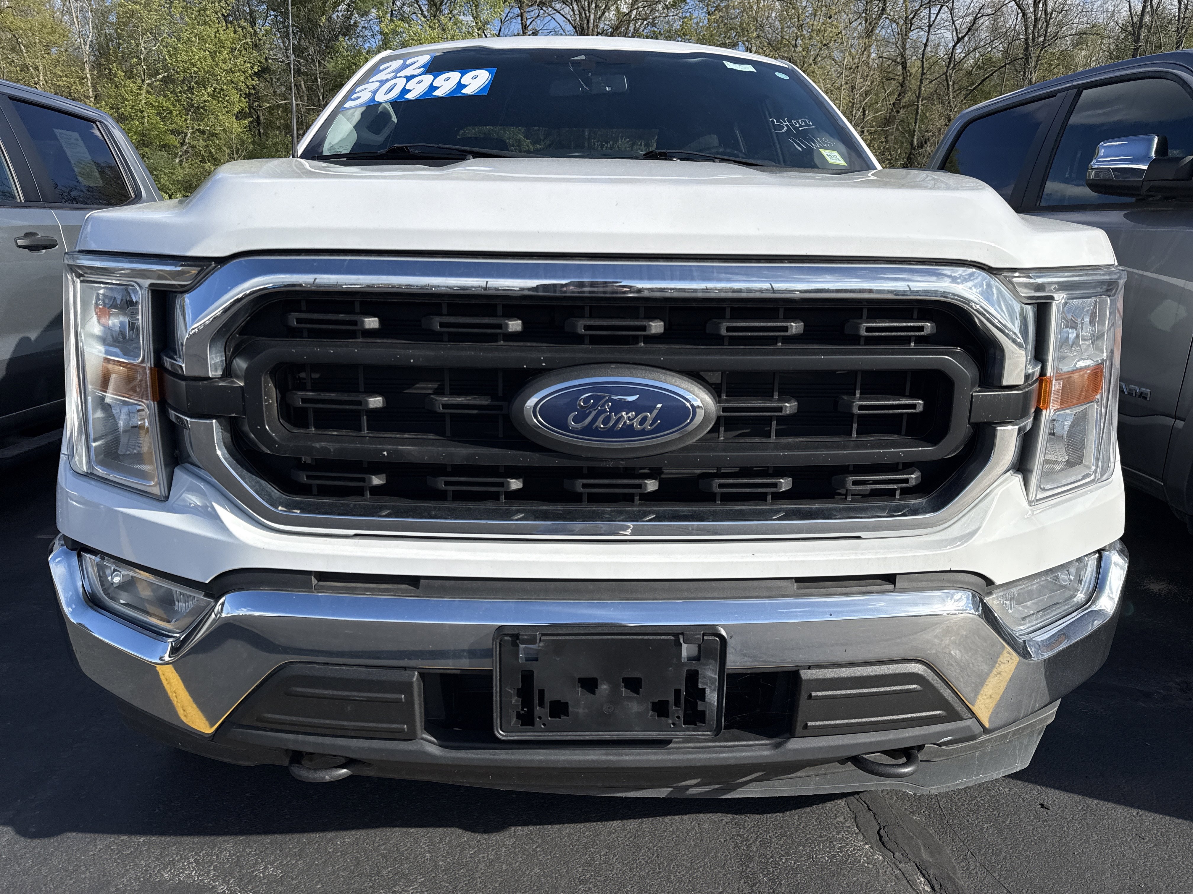 Used 2022 Ford F150 XLT w/ Equipment Group 301A Mid AWD/4WD image 10