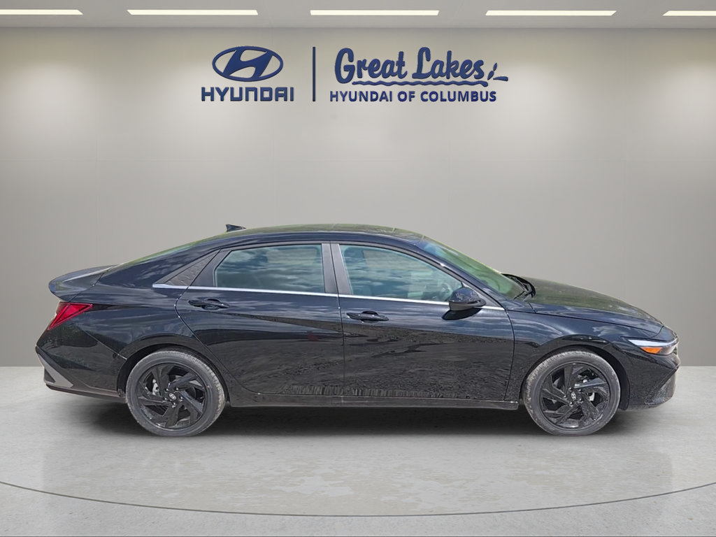 New 2026 Hyundai Elantra SEL Sport Premium w/ Cargo Package FWD image 4