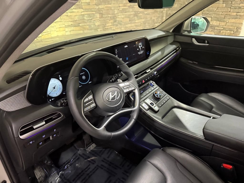 Used 2024 Hyundai Palisade Limited AWD/4WD image 29