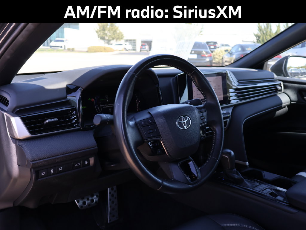 Used 2025 Toyota Camry SE FWD image 5