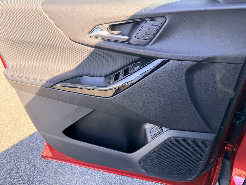 New 2026 Chevrolet Equinox RS w/ Convenience Package III image 21