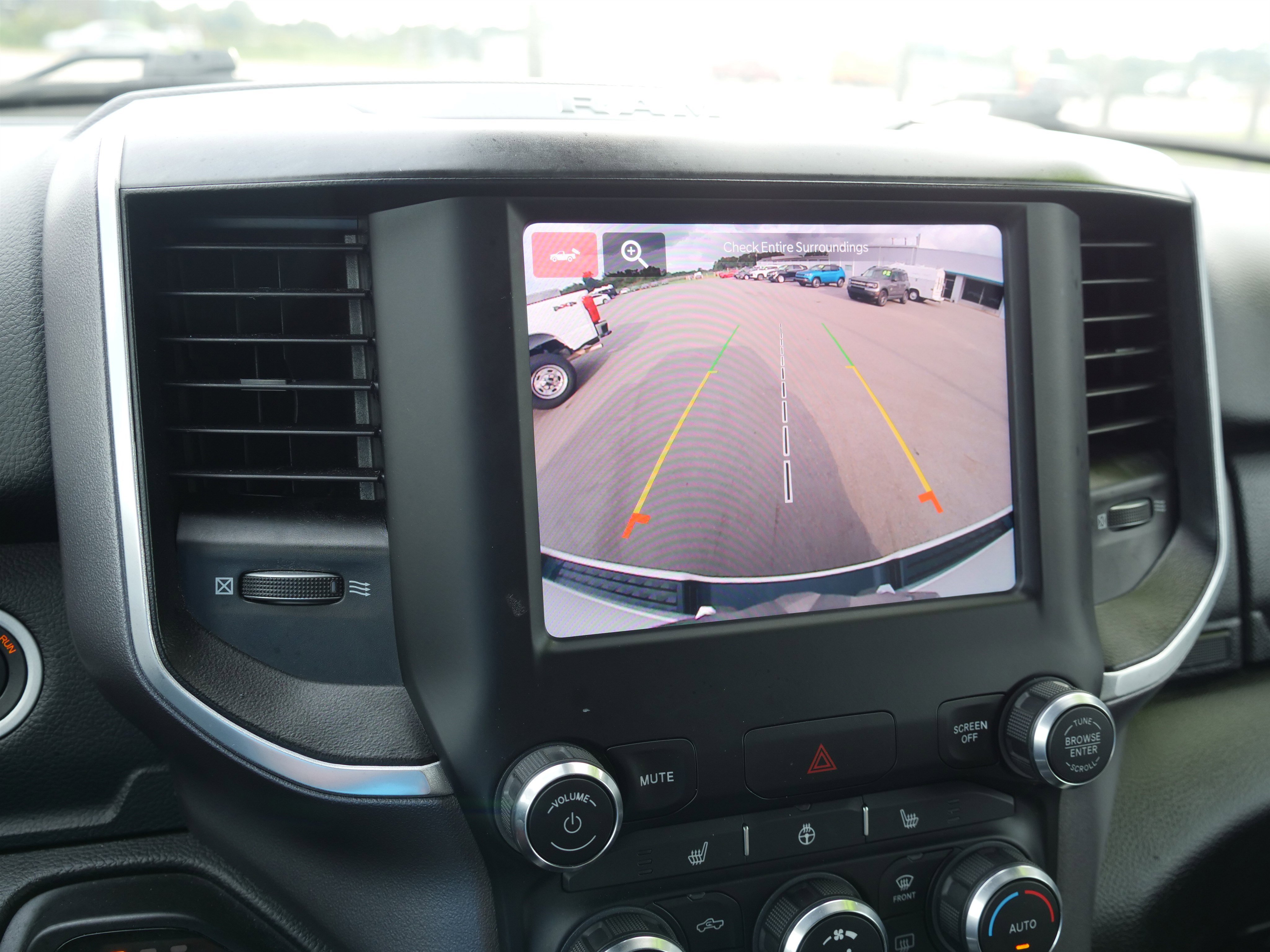 Used 2023 RAM 1500 Lone Star image 23