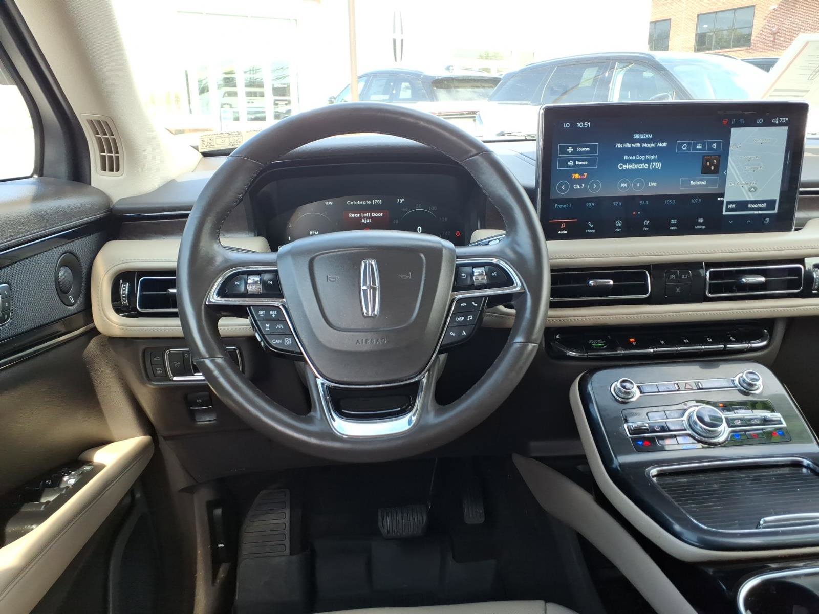 Certified 2022 Lincoln Nautilus Reserve w/ Equipment Group 201A image 15