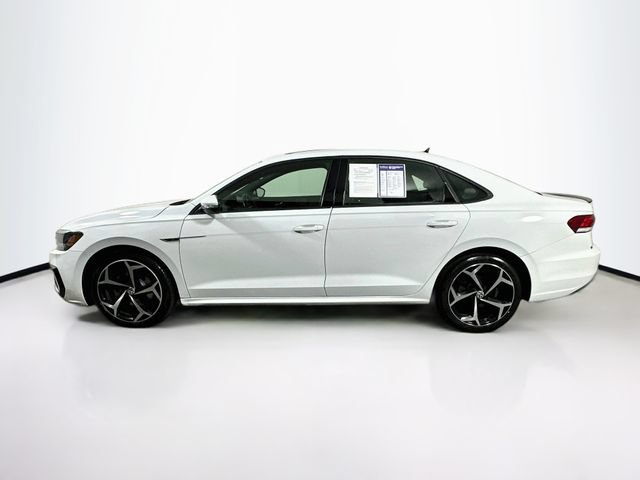 Used 2021 Volkswagen Passat 2.0T R-Line FWD image 4