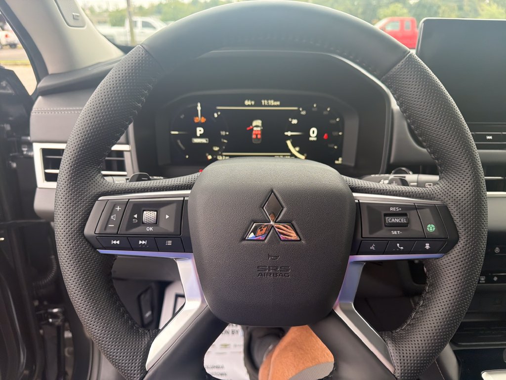 New 2026 Mitsubishi Outlander SE AWD/4WD image 17