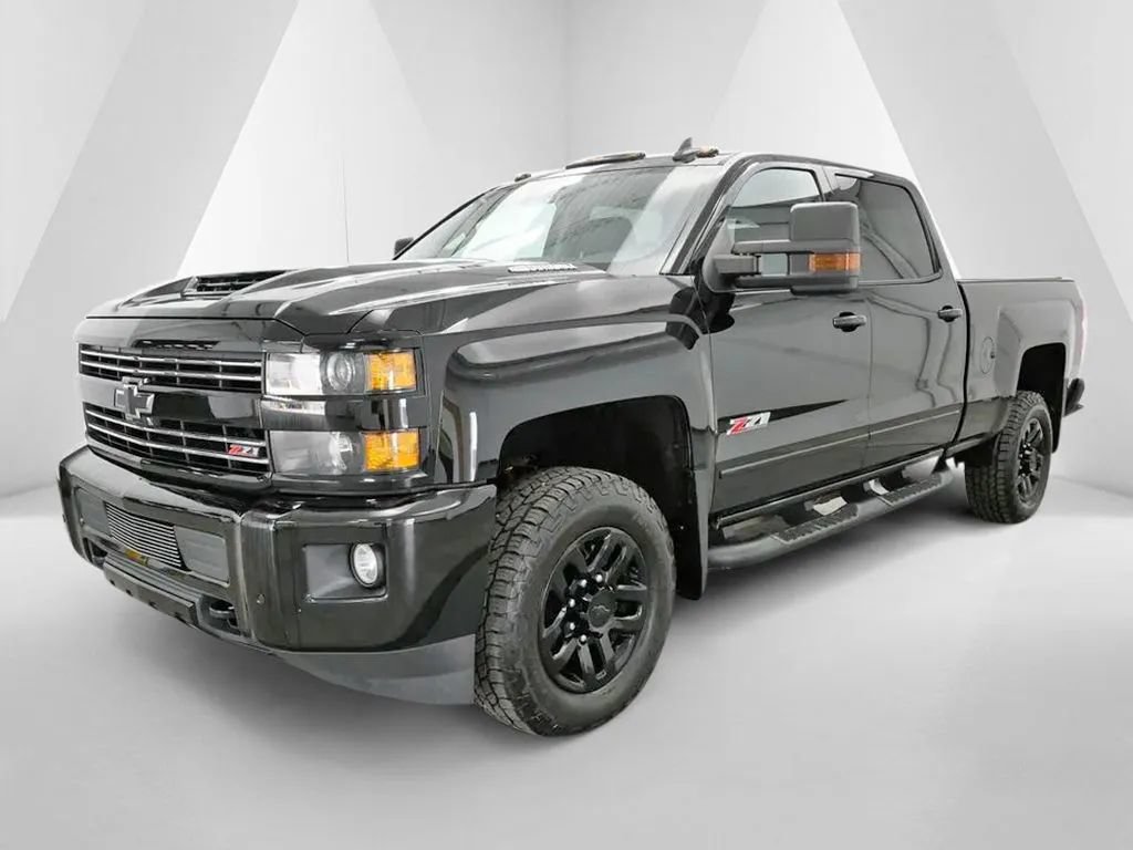 Used 2019 Chevrolet Silverado 2500 LTZ w/ Duramax Plus Package AWD/4WD image 3