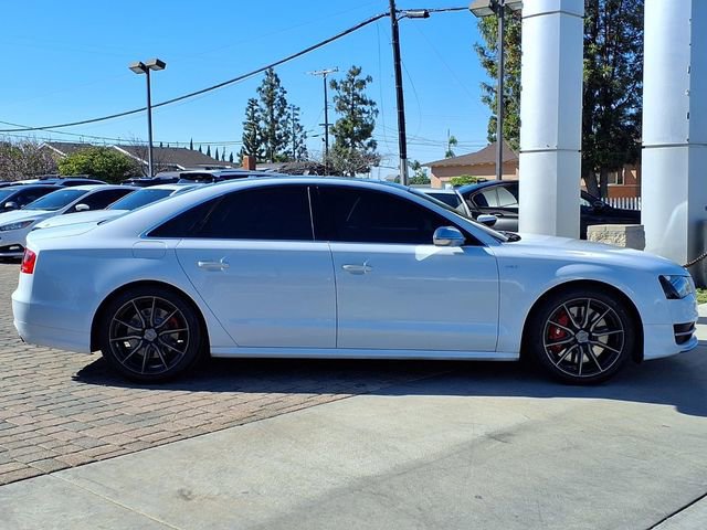 Used 2014 Audi S8 image 5
