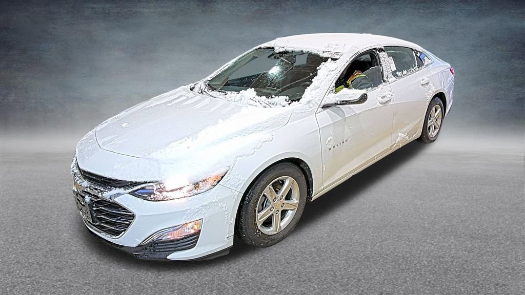 Used 2022 Chevrolet Malibu LS image 35