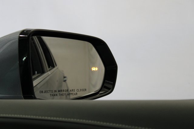 New 2025 Cadillac XT5 Premium Luxury w/ LPO, Floor Liner Package image 26