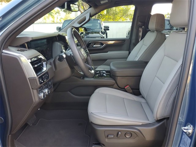 New 2025 GMC Yukon XL Elevation image 9