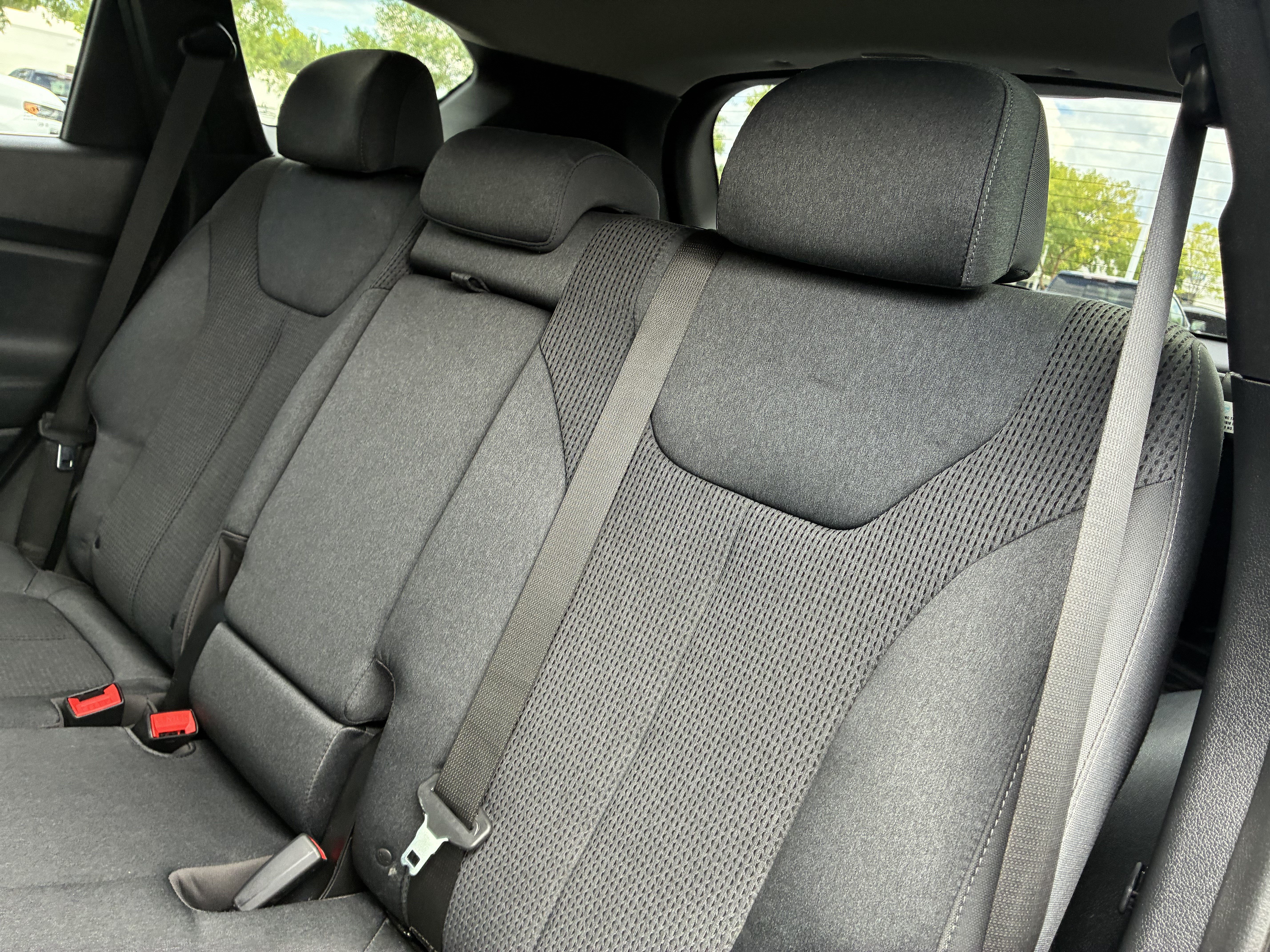 Used 2019 Hyundai Santa Fe SE FWD image 12