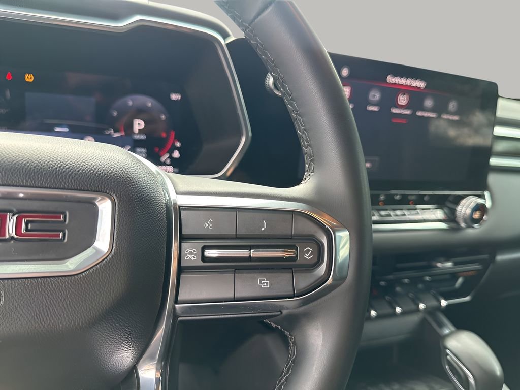 Used 2024 GMC Canyon Elevation w/ Convenience Package image 30