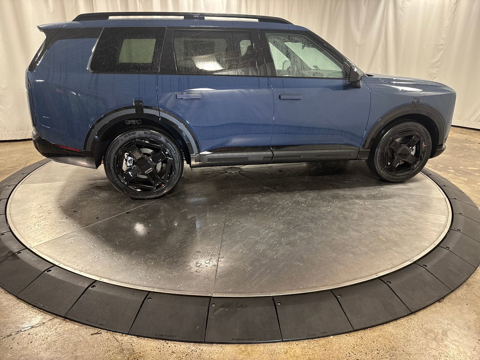 New 2027 Kia Telluride EX X-Line w/ Towing Package AWD/4WD image 9