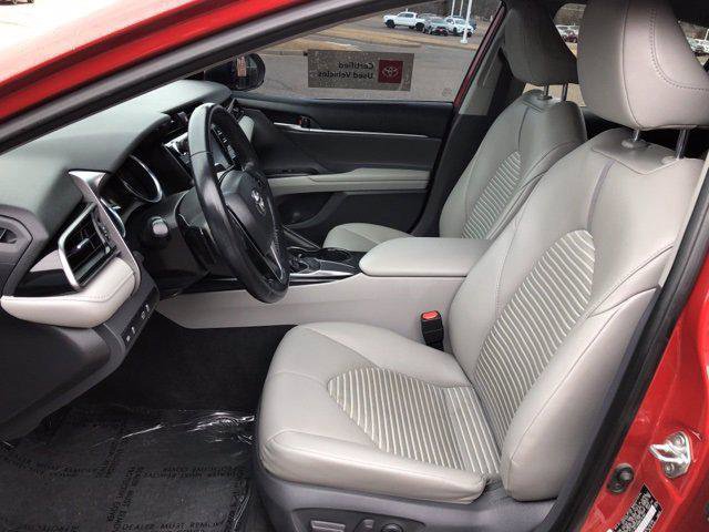 Certified 2019 Toyota Camry SE image 10