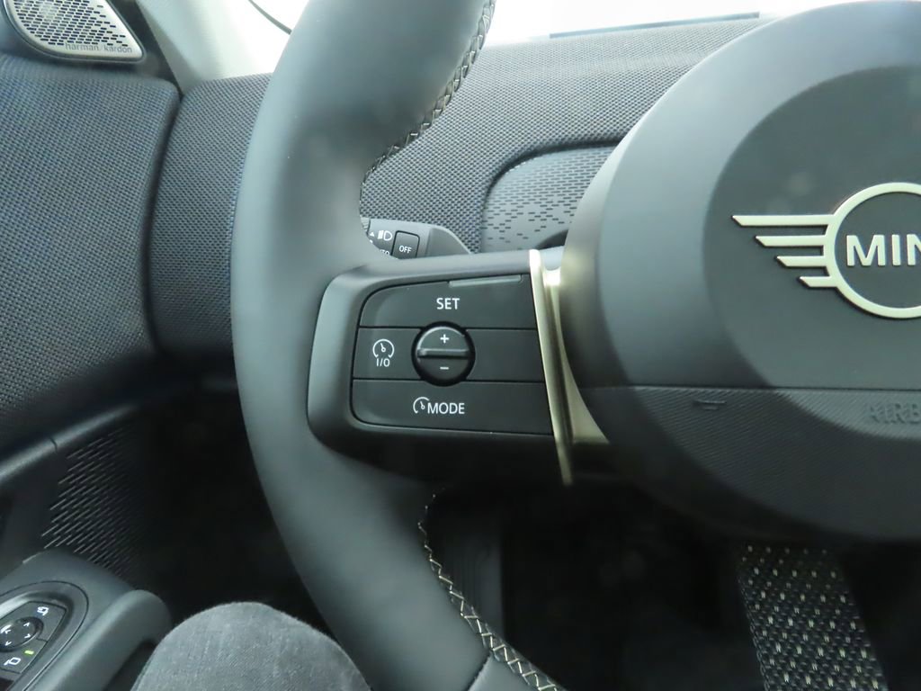 Used 2025 MINI Cooper Countryman S image 13