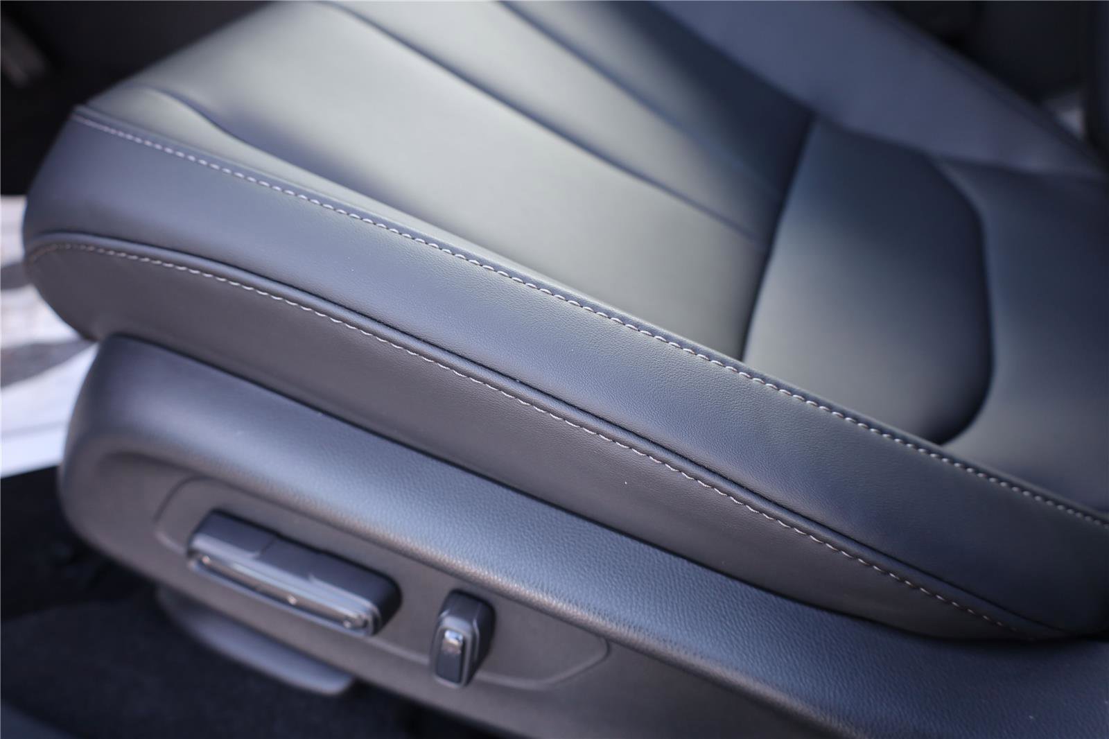 New 2026 Acura ADX AWD image 13