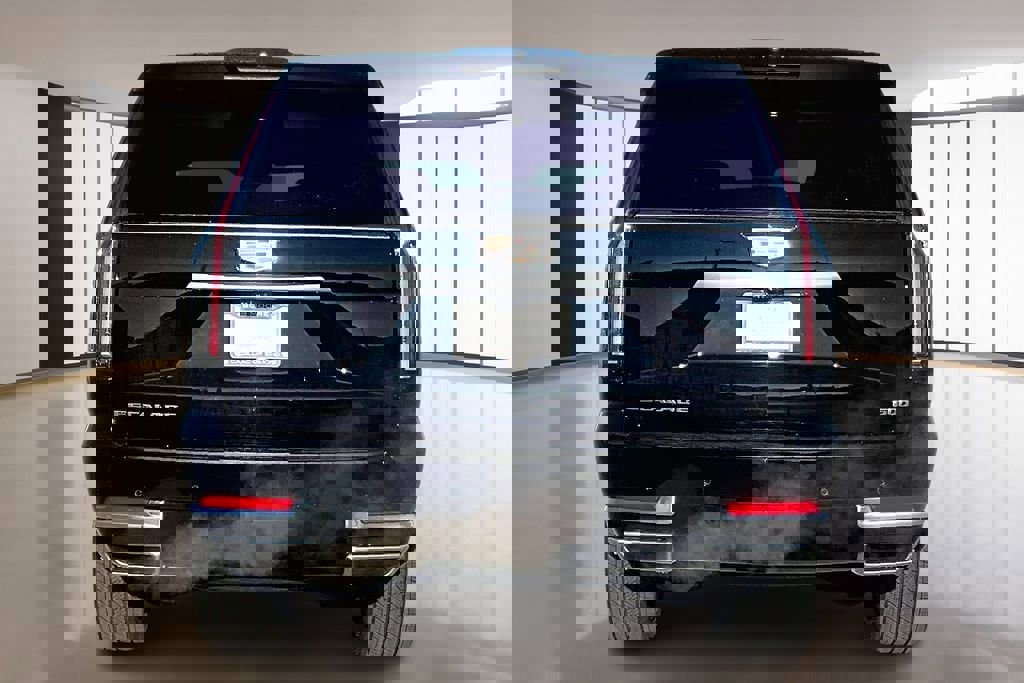 New 2026 Cadillac Escalade Luxury w/ Touring Package image 4