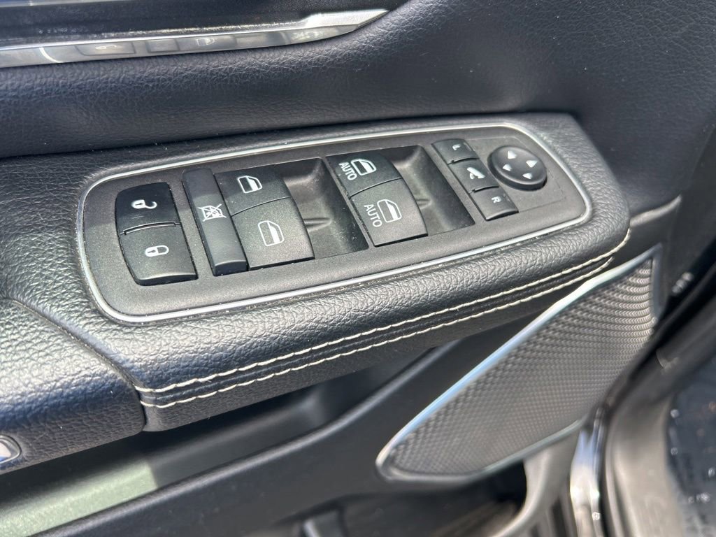 Used 2024 RAM 1500 Laramie RWD image 29