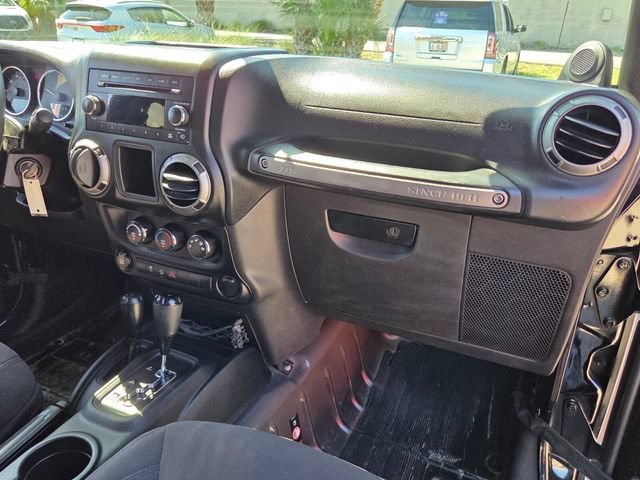 Used 2014 Jeep Wrangler Sport AWD/4WD image 14