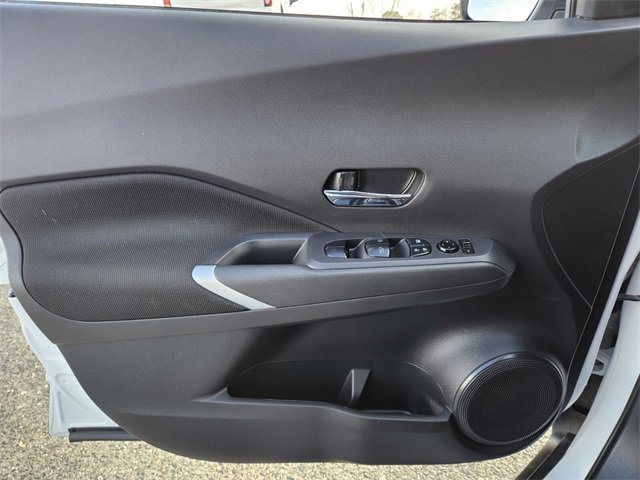 Used 2023 Nissan Kicks SV image 28