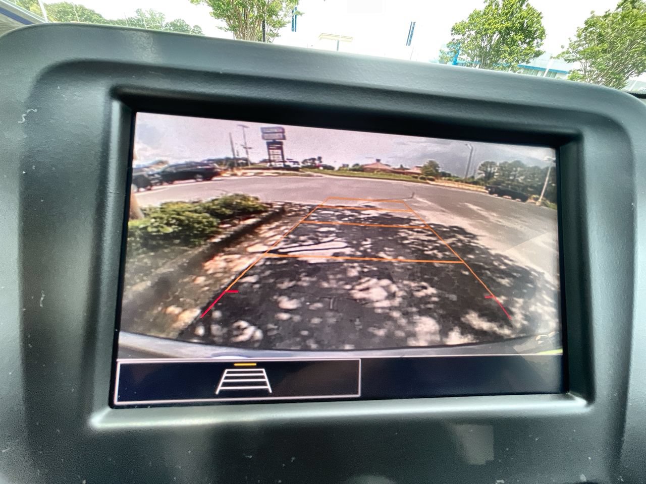 Used 2023 Chevrolet Equinox LT FWD image 15