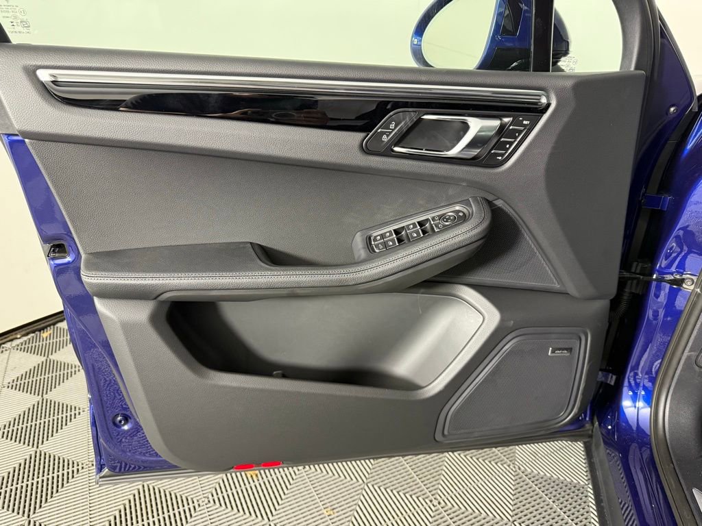 New 2026 Porsche Macan S image 22