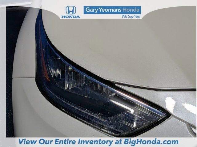 Used 2020 Toyota Highlander L FWD image 9