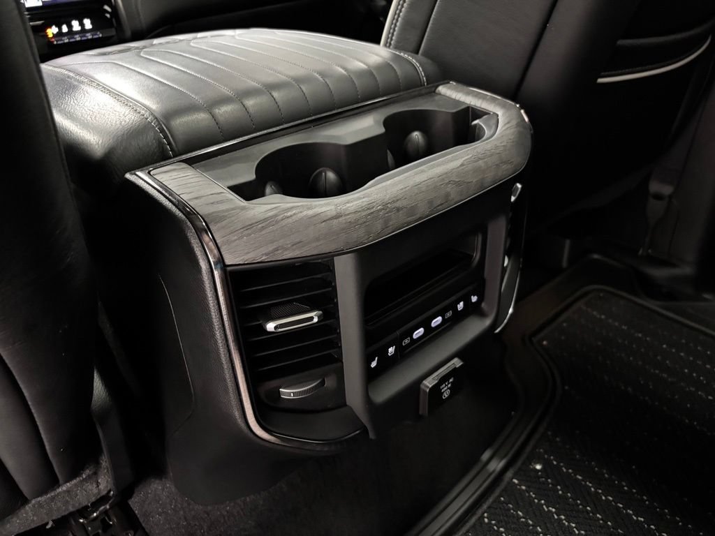 Used 2026 RAM 1500 Limited AWD/4WD image 47