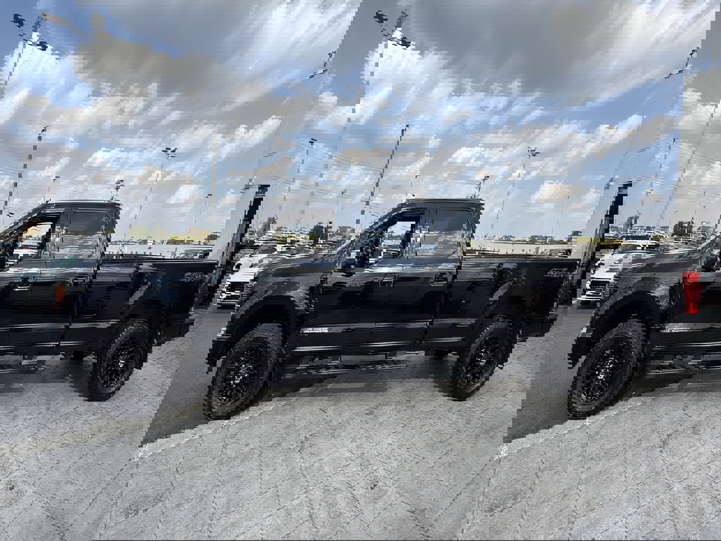 Used 2021 Ford F250 Lariat image 8