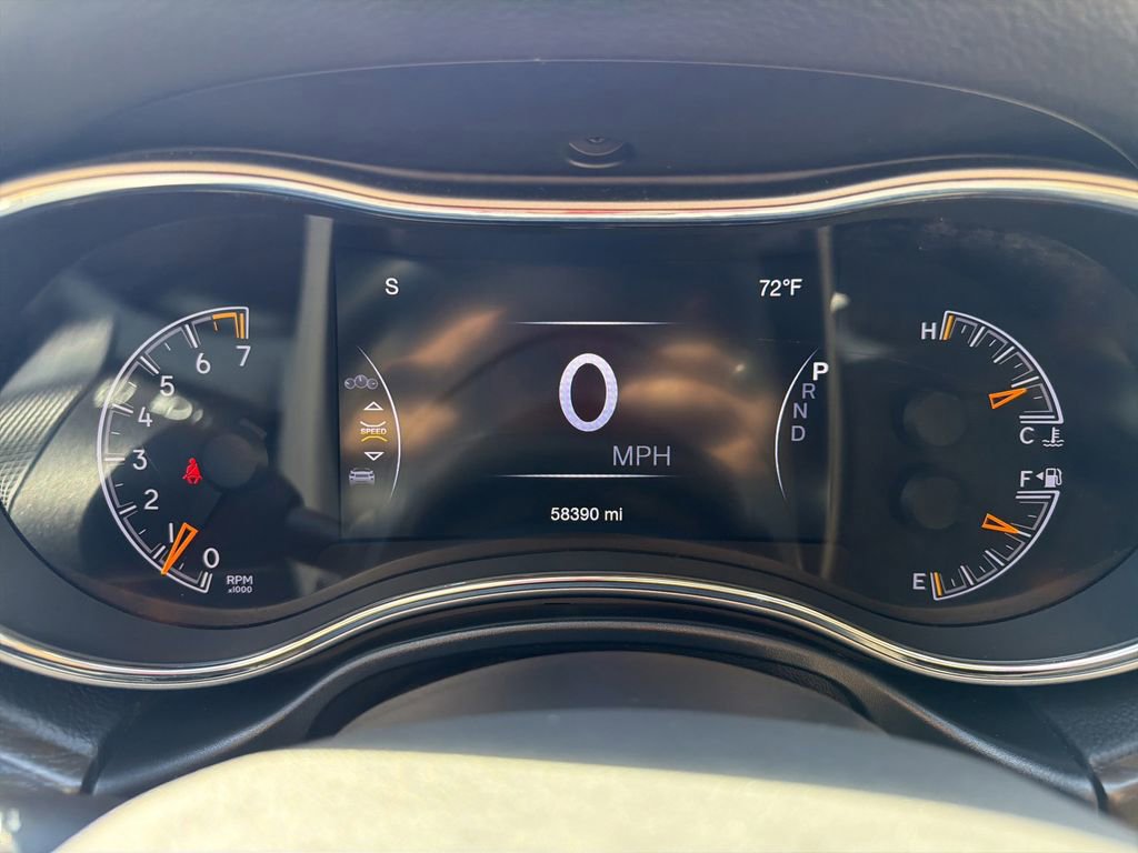 Used 2018 Jeep Grand Cherokee Limited image 37