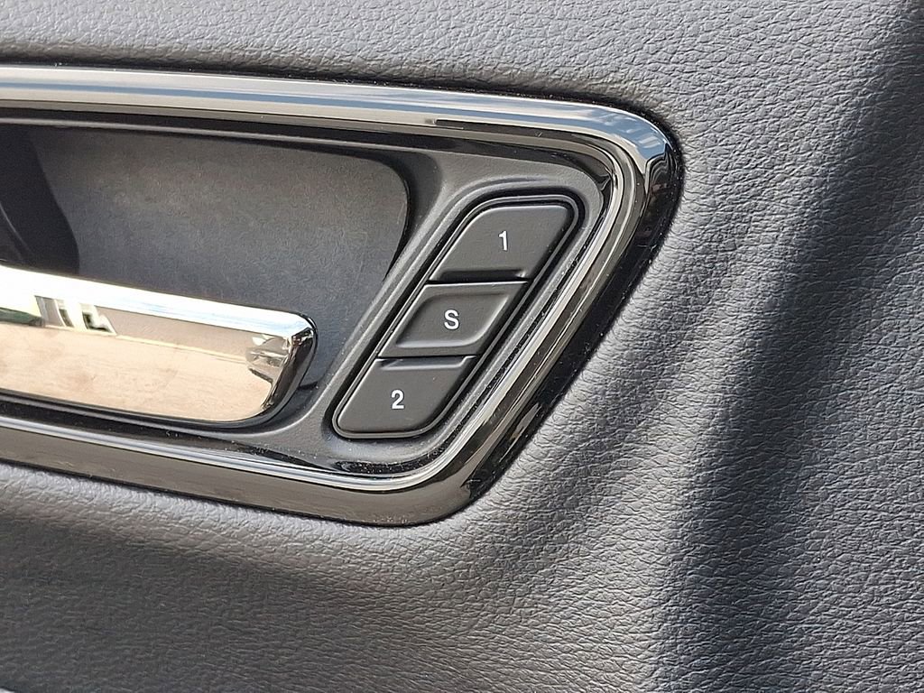 Used 2024 Dodge Durango GT AWD/4WD image 31