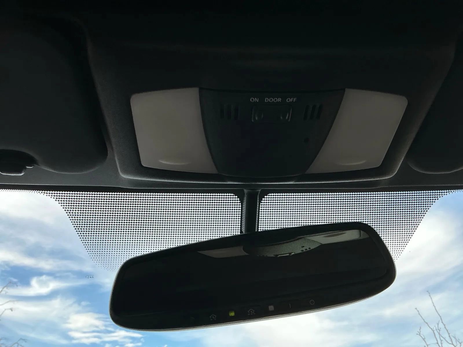 Used 2014 Nissan 370Z Touring w/ Sport Package image 32