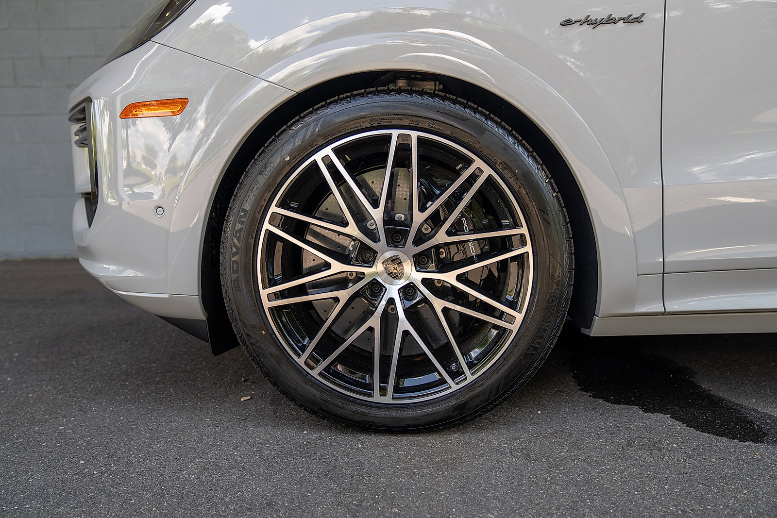 Used 2025 Porsche Cayenne Turbo image 28