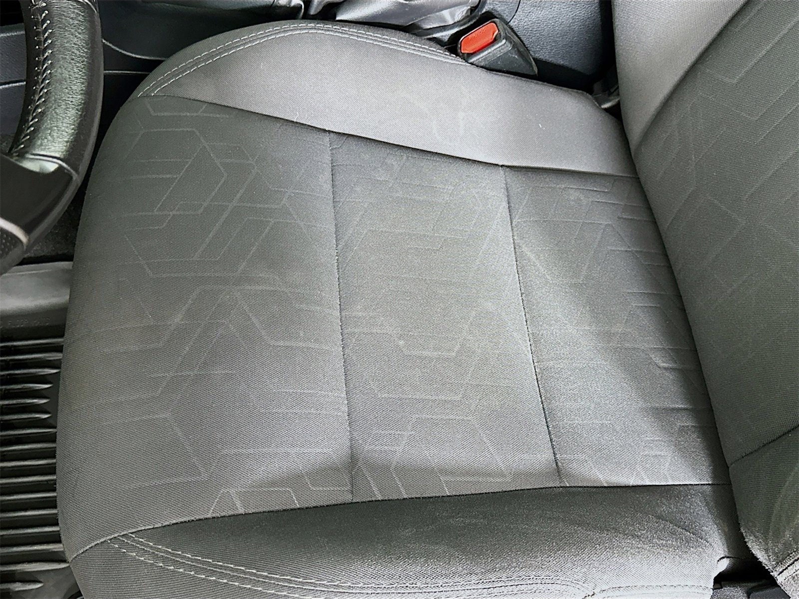 Used 2018 Toyota Tacoma TRD Sport w/ Technology Package image 19