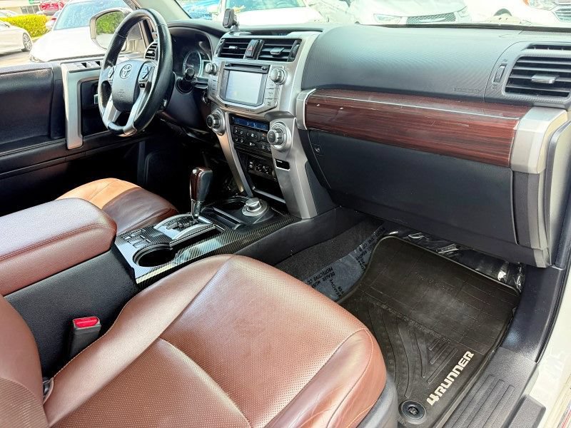 Used 2016 Toyota 4Runner Limited AWD/4WD image 17