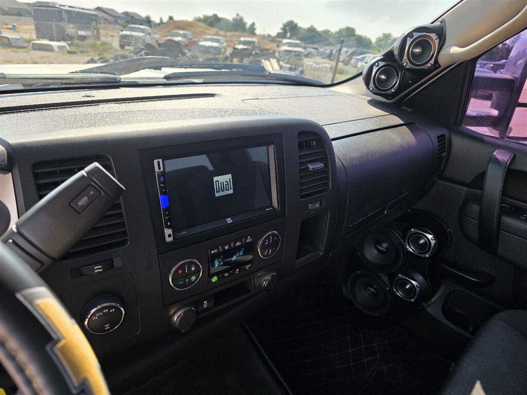Used 2013 Chevrolet Silverado 1500 LT w/ All-Star Edition AWD/4WD image 11